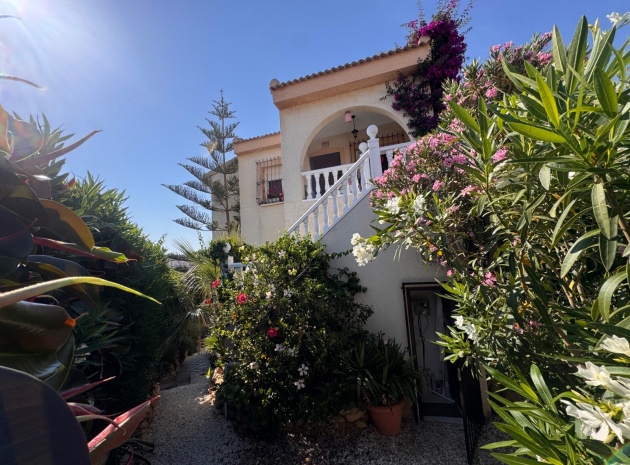 Resale - Villa - Ciudad Quesada - La Marquesa