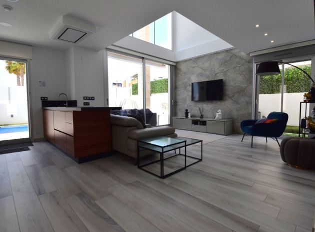 Wederverkoop - Villa - Orihuela - Cabo Roig
