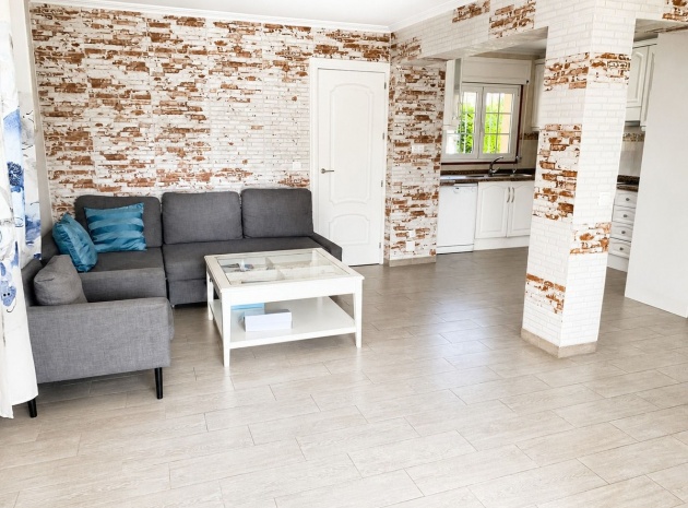 Resale - Villa - Orihuela - La Zenia