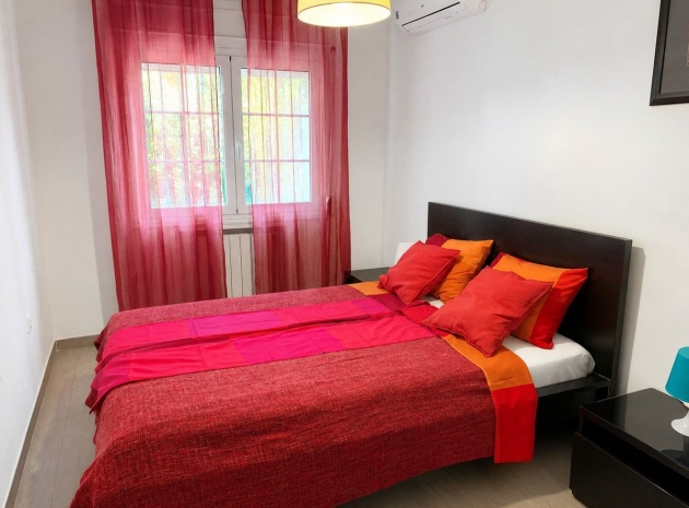 Resale - Villa - Orihuela - La Zenia