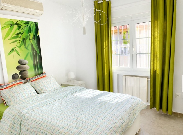 Resale - Villa - Orihuela - La Zenia