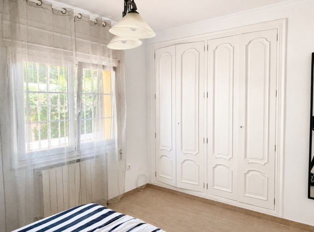 Resale - Villa - Orihuela - La Zenia