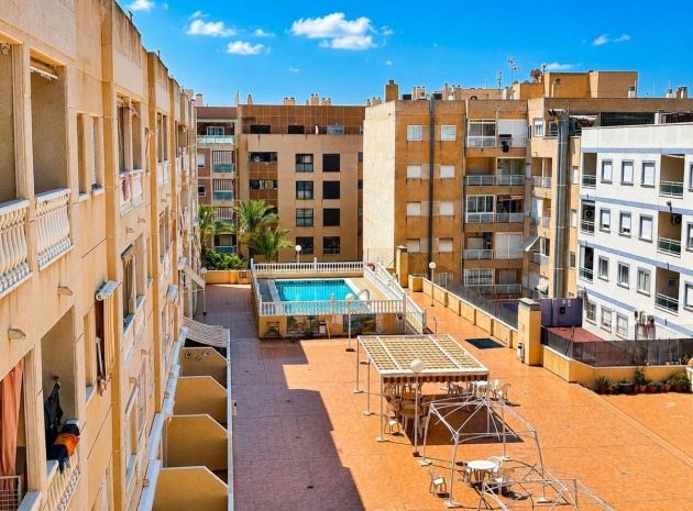 Återförsäljning - Lägenhet - Torrevieja - Torrevieja Centro