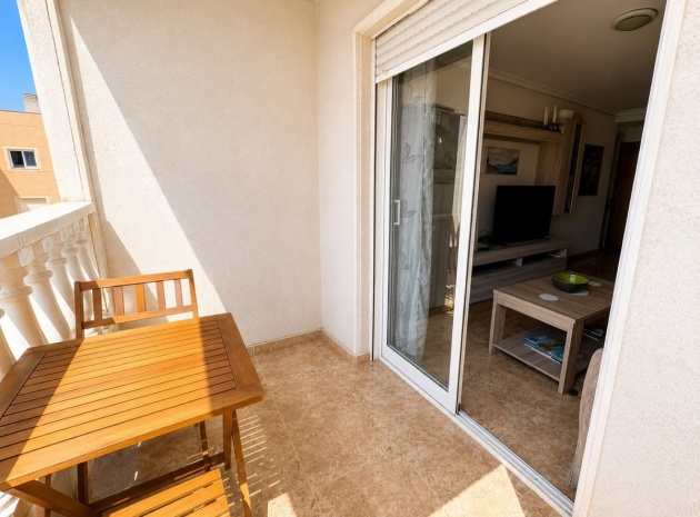 Återförsäljning - Lägenhet - Torrevieja - Torrevieja Centro