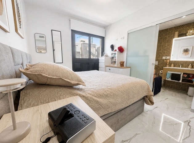 Resale - Apartment - Orihuela - Orihuela Costa