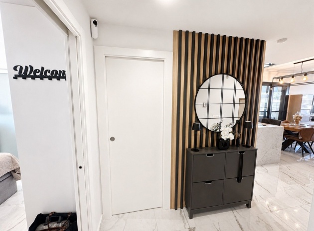 Resale - Apartment - Orihuela - Orihuela Costa