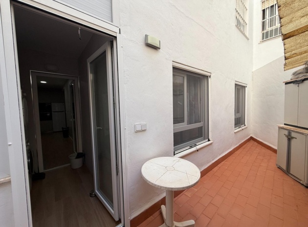 Återförsäljning - Lägenhet - Torrevieja - Torrevieja Centro