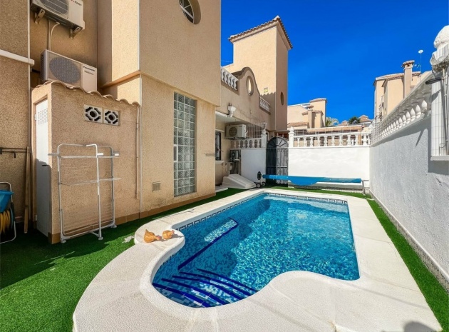 Resale - Townhouse - Villamartin - Costa Blanca South