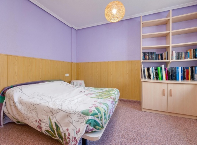 Revente - Appartement - Torrevieja - Torrevieja Centro