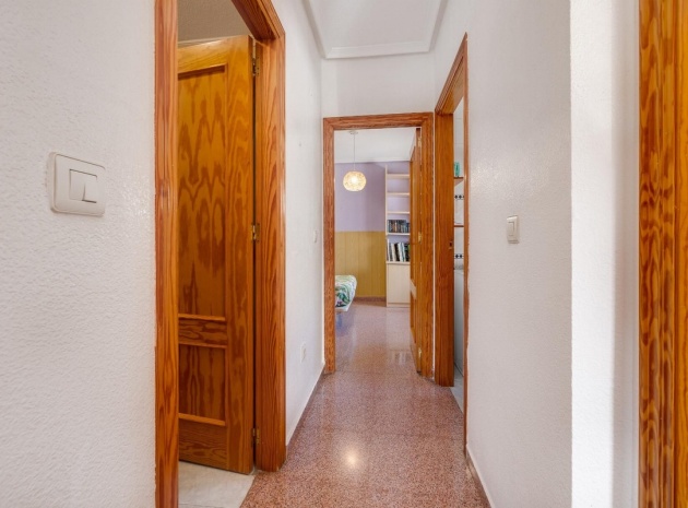 Revente - Appartement - Torrevieja - Torrevieja Centro