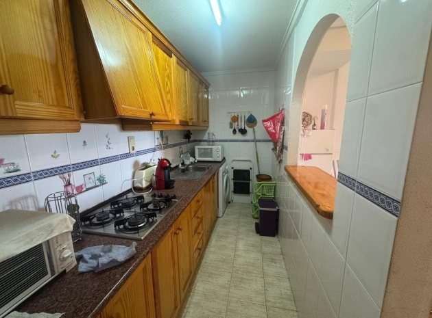 Resale - Apartment - Torrevieja - Torrevieja Centro