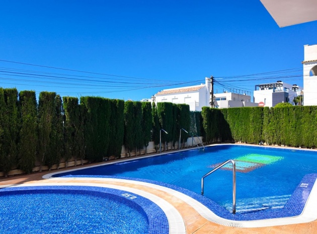 Resale - Apartment - Villamartin - Costa Blanca South