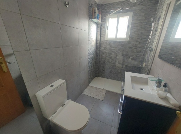 Resale - Villa - Polop - Polop Centro