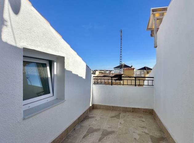 Resale - Townhouse - Torrevieja - Torrevieja Centro