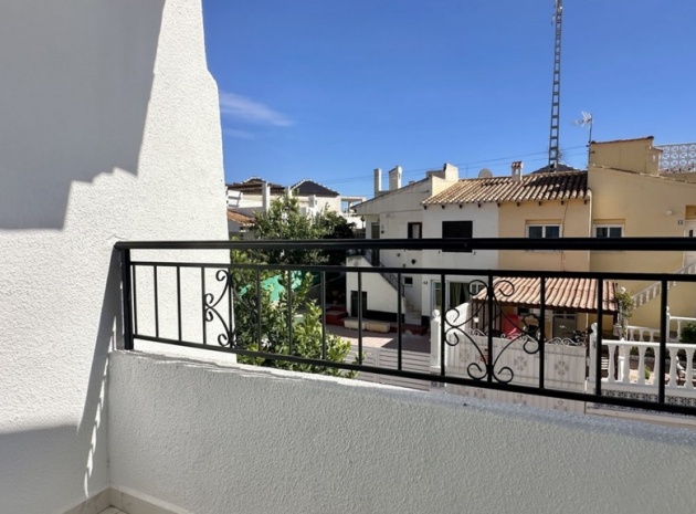 Resale - Townhouse - Torrevieja - Torrevieja Centro