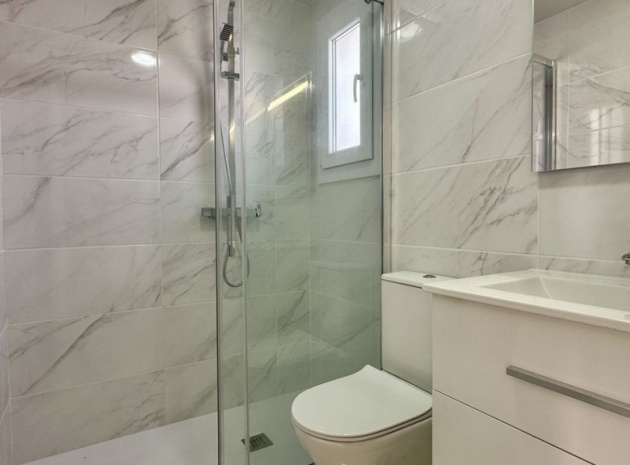 Resale - Townhouse - Torrevieja - Torrevieja Centro