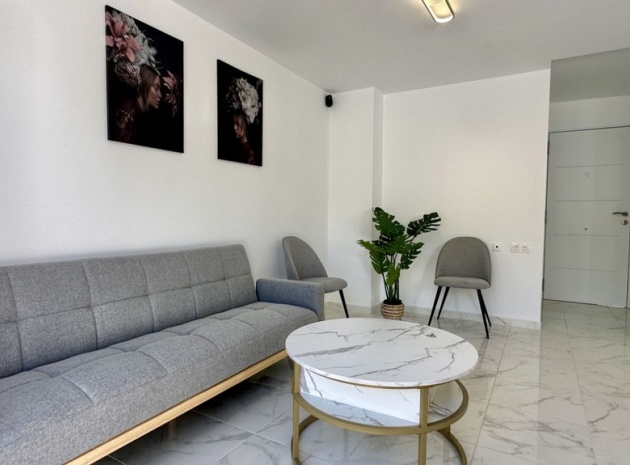 Resale - Townhouse - Torrevieja - Torrevieja Centro