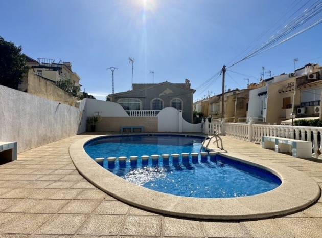 Resale - Townhouse - Torrevieja - Torrevieja Centro