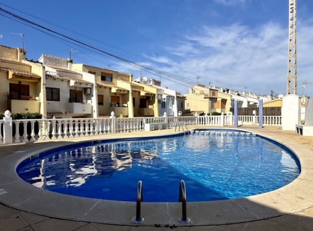 Resale - Townhouse - Torrevieja - Torrevieja Centro
