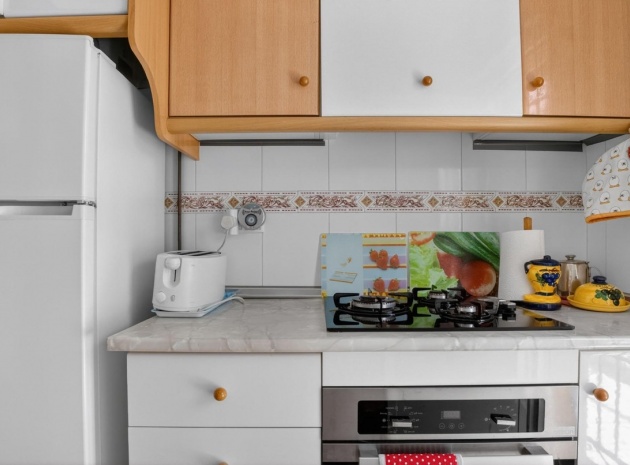 Resale - Apartment - Torrevieja - La Siesta