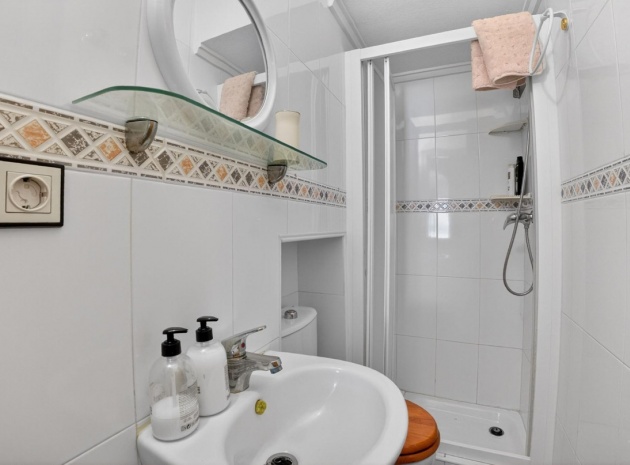 Resale - Apartment - Torrevieja - La Siesta