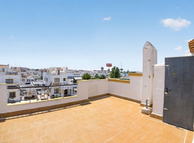 Resale - Apartment - Torrevieja - La Siesta