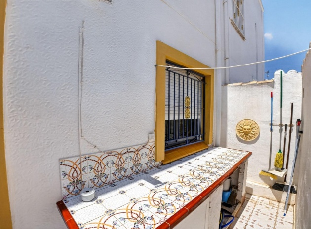 Resale - Apartment - Torrevieja - La Siesta
