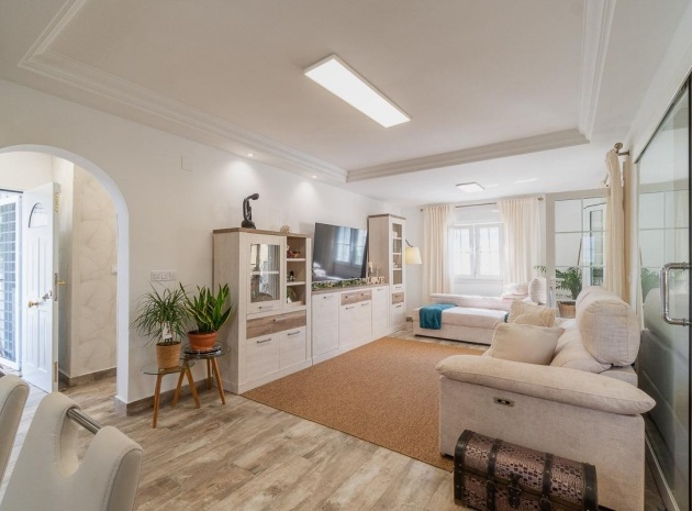 Resale - Villa - Villamartin - El Galan