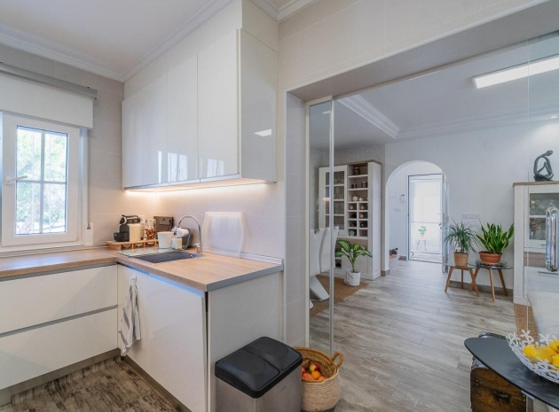 Resale - Villa - Villamartin - El Galan