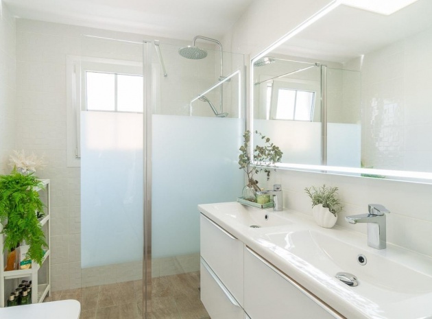 Resale - Villa - Villamartin - El Galan