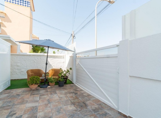 Resale - Villa - Villamartin - El Galan