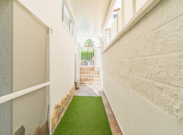 Resale - Villa - Villamartin - El Galan