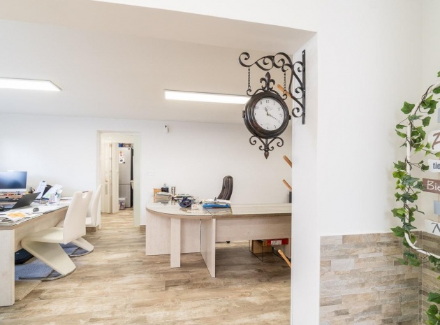 Resale - Villa - Villamartin - El Galan