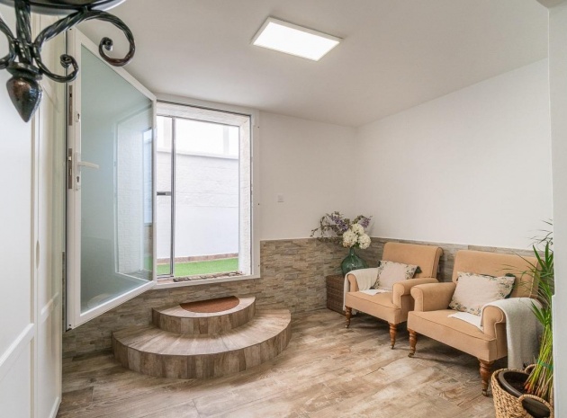 Resale - Villa - Villamartin - El Galan