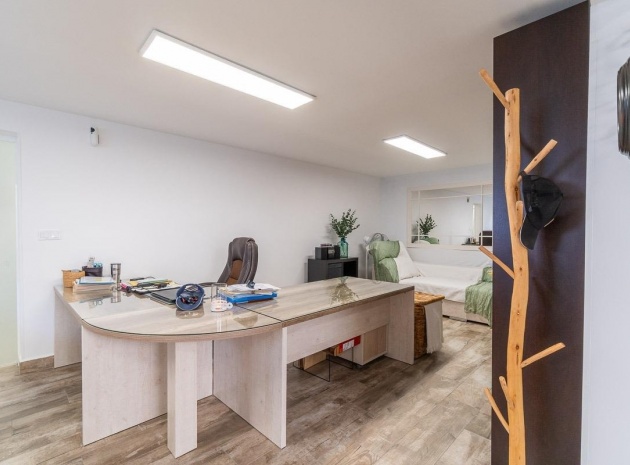 Resale - Villa - Villamartin - El Galan