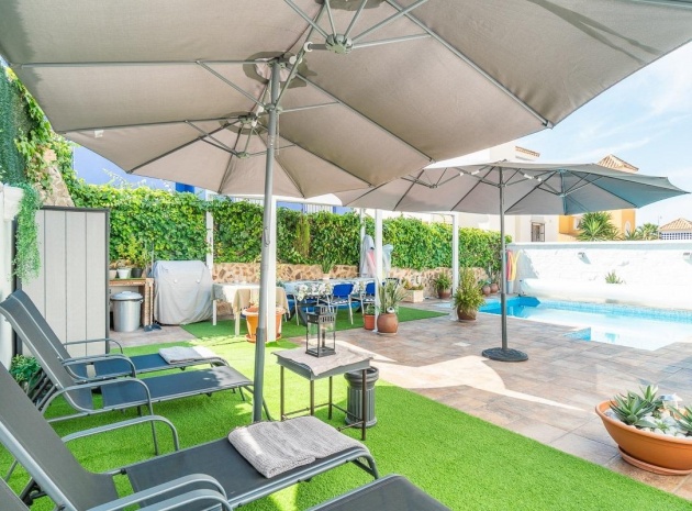 Resale - Villa - Villamartin - El Galan