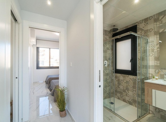Resale - Apartment - Villamartin - PAU 26