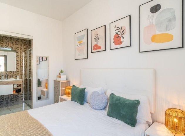 Resale - Apartment - Villamartin - PAU 26