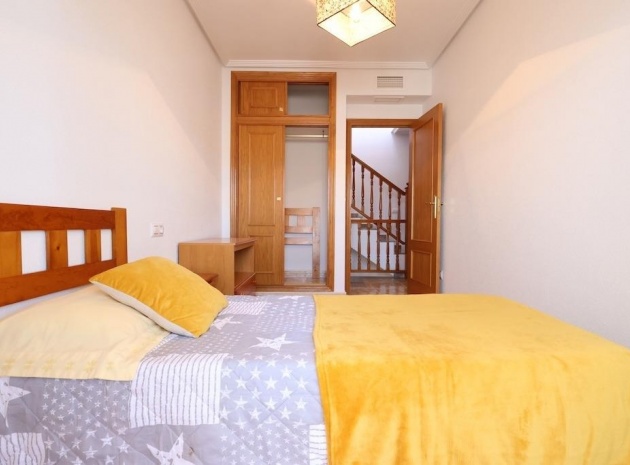 Resale - Townhouse - Punta Prima - La Cinuelica