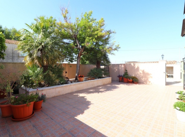 Resale - Villa - Albatera - Albatera Centro