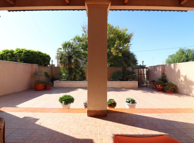 Resale - Villa - Albatera - Albatera Centro