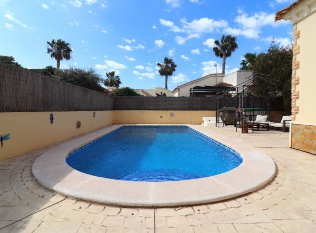 Resale - Villa - Formentera del Segura - Formentera del Segura Centro