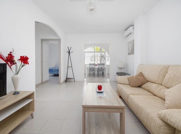 Resale - Villa - Torrevieja - Torrevieja Centro