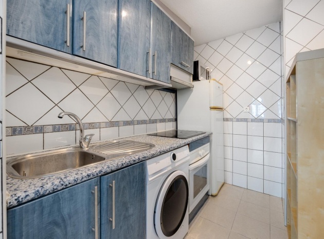 Resale - Villa - Torrevieja - Torrevieja Centro