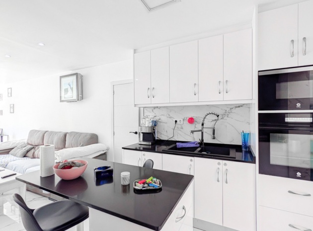 Resale - Townhouse - Torrevieja - Torrevieja Centro