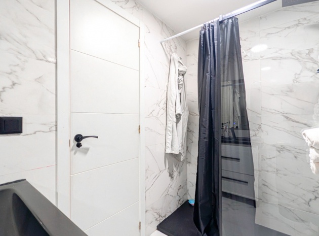 Resale - Townhouse - Torrevieja - Torrevieja Centro