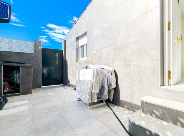 Resale - Townhouse - Torrevieja - Torrevieja Centro