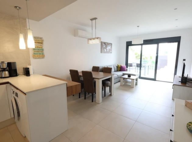 Resale - Villa - Guardamar del Segura - Urbanización El Raso