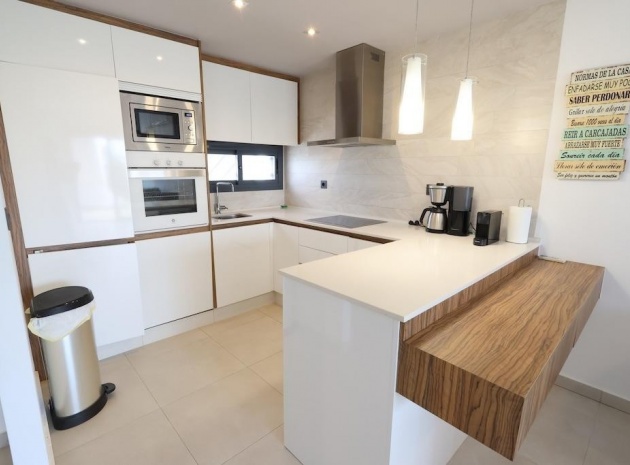 Resale - Villa - Guardamar del Segura - Urbanización El Raso