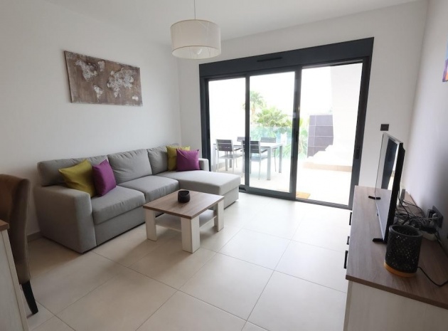 Resale - Villa - Guardamar del Segura - Urbanización El Raso